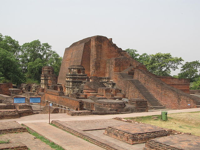 Nalanda_University_ruins