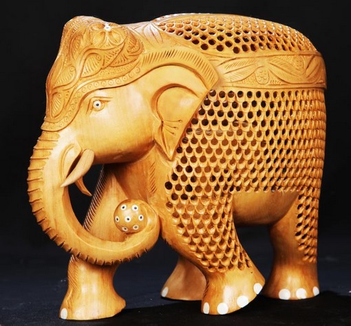 wooden-undercut-elephant